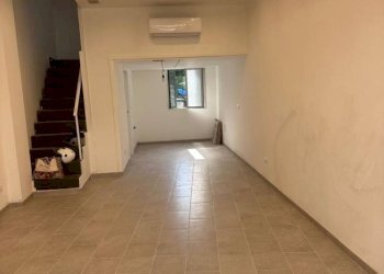 Commercial Premises Via Alfonso La Marmora, Sanremo - photo 1