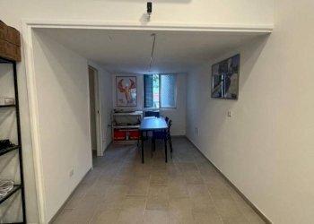 Commercial Premises Via Alfonso La Marmora, Sanremo - photo 3