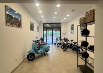 Commercial Premises Via Alfonso La Marmora, Sanremo - photo 4