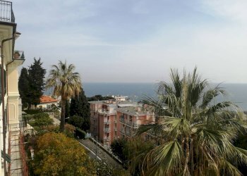 Four-room apartment Corso degli Inglesi, Sanremo - photo 1
