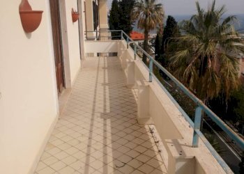 Four-room apartment Corso degli Inglesi, Sanremo - photo 2