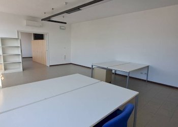 Ufficio Via della Corte 4, Calderara di Reno - foto 2