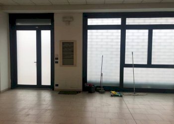 Commercial Premises Via del Lavoro 1, Granarolo dell'Emilia - photo 1