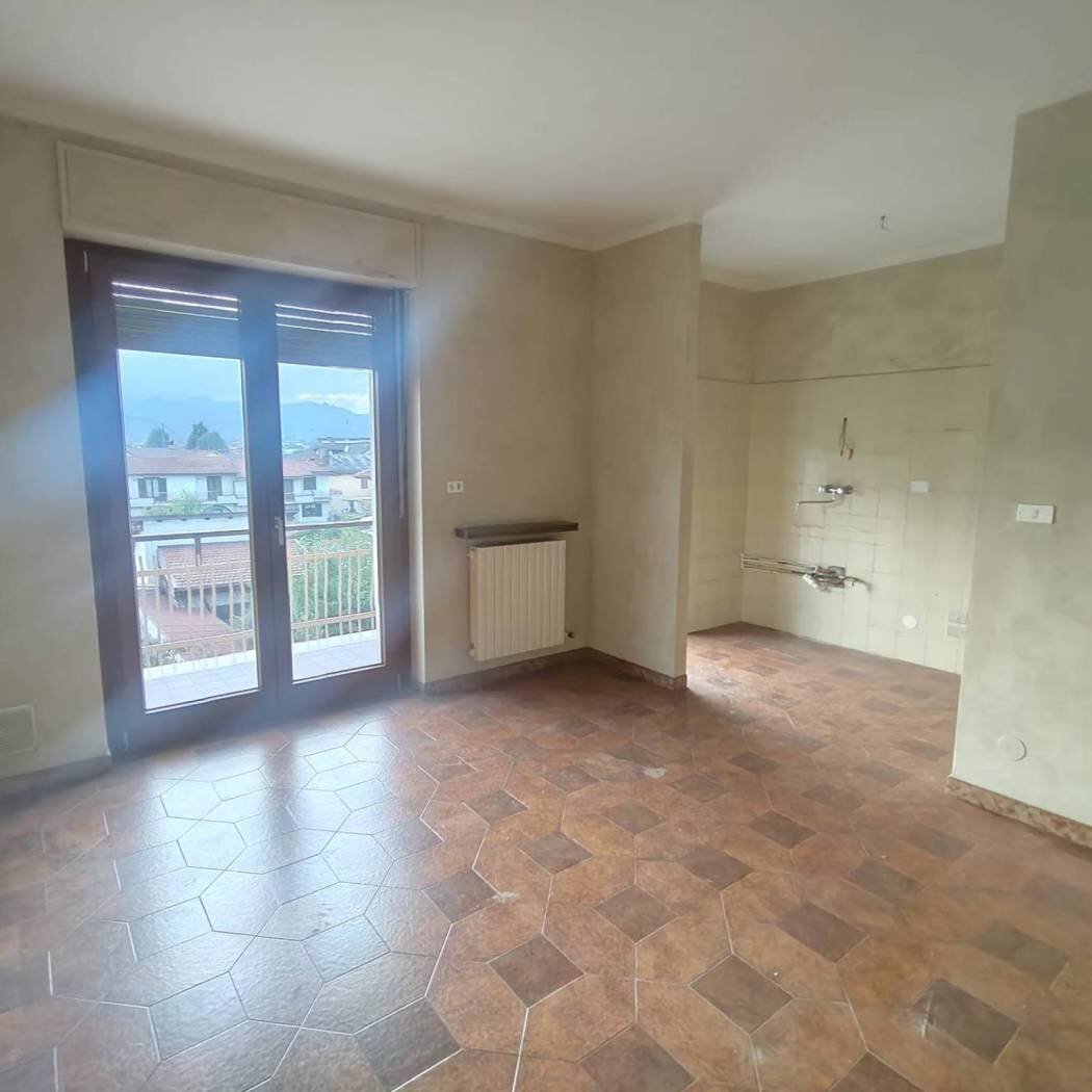 Four-room apartment Via Don Giovanni Battista Astre 17, Bernezzo - photo 1