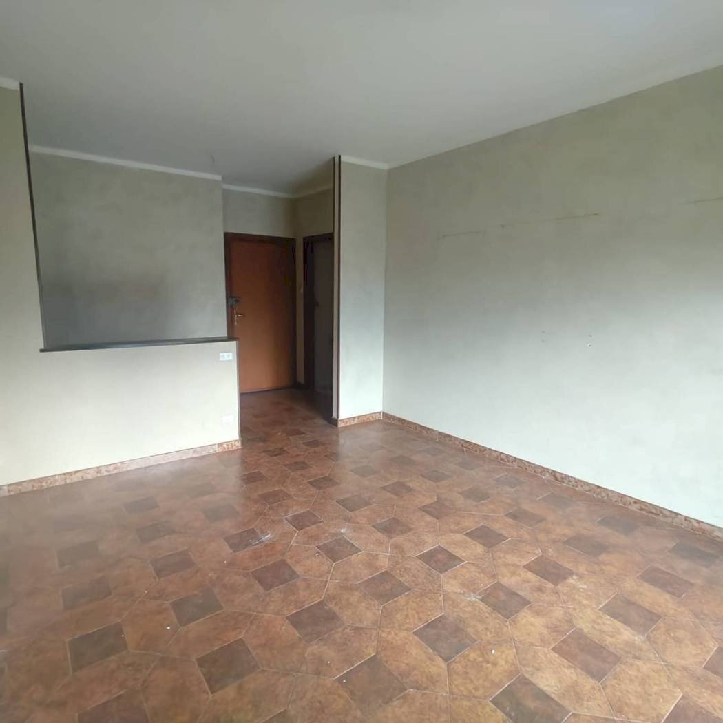Four-room apartment Via Don Giovanni Battista Astre 17, Bernezzo - photo 2
