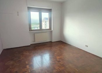 Four-room apartment Via Don Giovanni Battista Astre 17, Bernezzo - photo 8