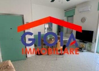 Two-room apartment Mondragone - photo 4