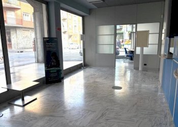 Locale Commerciale Via Bibiana 52, Torino (zona Borgo Vittoria) - foto 27