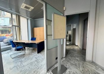 Locale Commerciale Via Bibiana 52, Torino (zona Borgo Vittoria) - foto 34