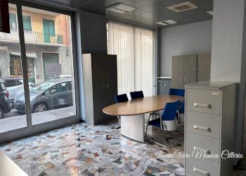 Locale Commerciale Via Bibiana 52, Torino (zona Borgo Vittoria) - foto 37