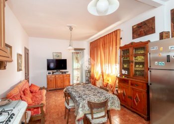 Three-room apartment Via San Giovanni, Beinasco - photo 8