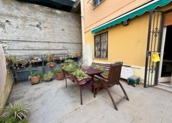 Bilocale Via Sant'Alberto, Genova (zona Sestri Ponente) - foto 2