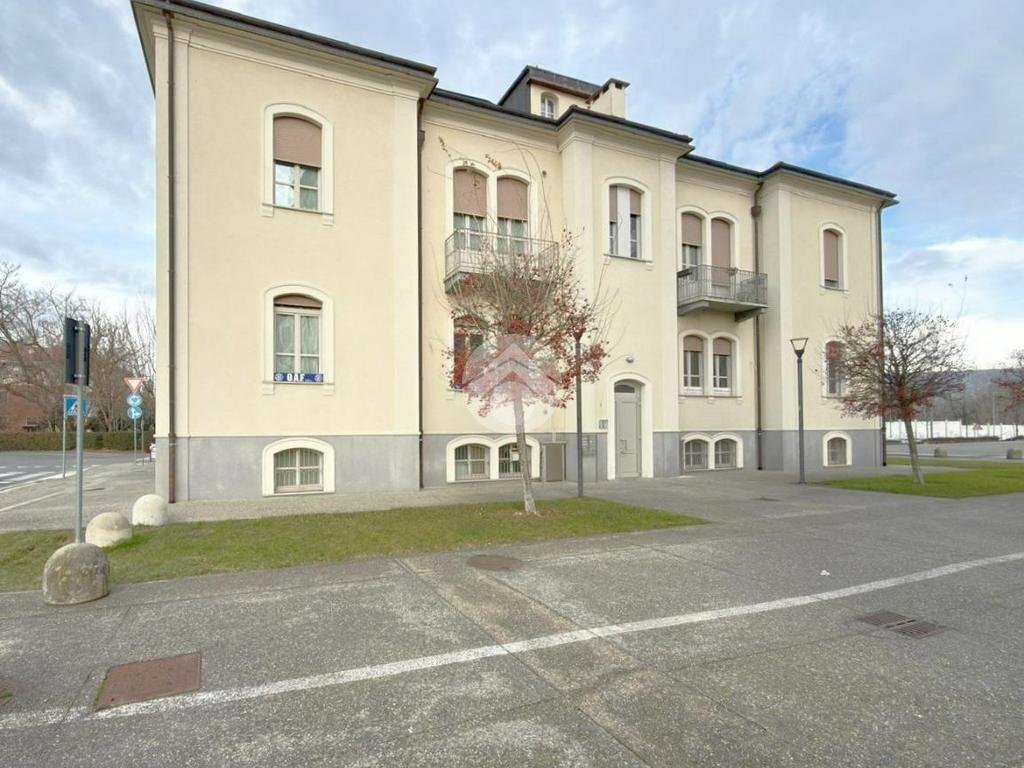 Apartment Via Natalia Ginzburg, Ivrea - photo 2