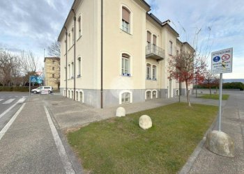 Apartment Via Natalia Ginzburg, Ivrea - photo 3