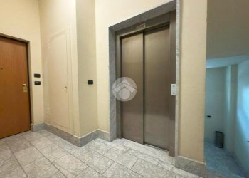 Apartment Via Natalia Ginzburg, Ivrea - photo 13