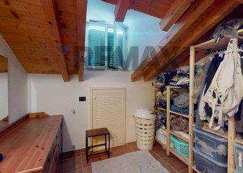 Two-room apartment Salita Sant'antonino, 60 
 Staglieno, Genova (neighborhood Staglieno) - photo 32