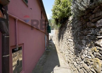 Two-room apartment Salita Sant'antonino, 60 
 Staglieno, Genova (neighborhood Staglieno) - photo 42