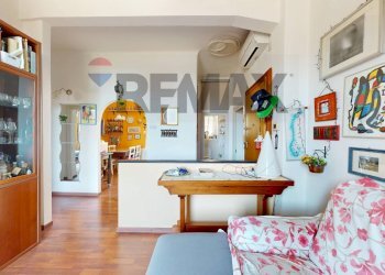 Bilocale Via Ponza, 20 
 Lagaccio, Genova (zona Lagaccio) - foto 6