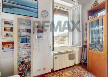 Bilocale Via Ponza, 20 
 Lagaccio, Genova (zona Lagaccio) - foto 7