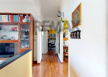 Bilocale Via Ponza, 20 
 Lagaccio, Genova (zona Lagaccio) - foto 37