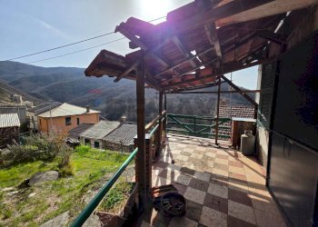 Casa indipendente frazione roccatagliata, 118 
 Roccatagliata, Neirone - foto 17