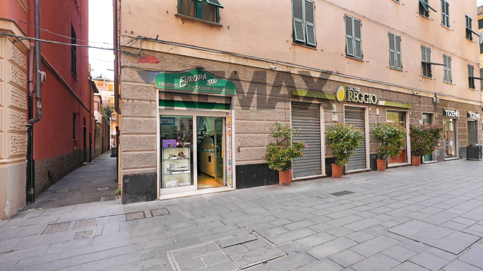 Commercial Activity Via Sestri, 24 R.
Sestri Ponente, Genova (neighborhood Sestri Ponente) - photo 2