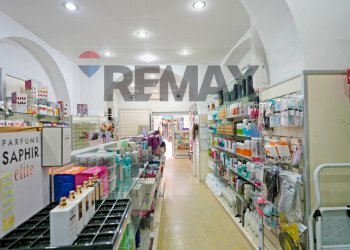 Attività Commerciale Via Sestri, 24 R.
Sestri Ponente, Genova (zona Sestri Ponente) - foto 12