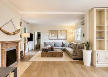 Foto 1 - Villa Via Castello Visconteo
 
10, Rozzano - photo 1