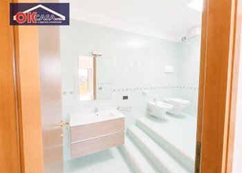 bagno - Appartamento Via Centro, Verona - foto 9