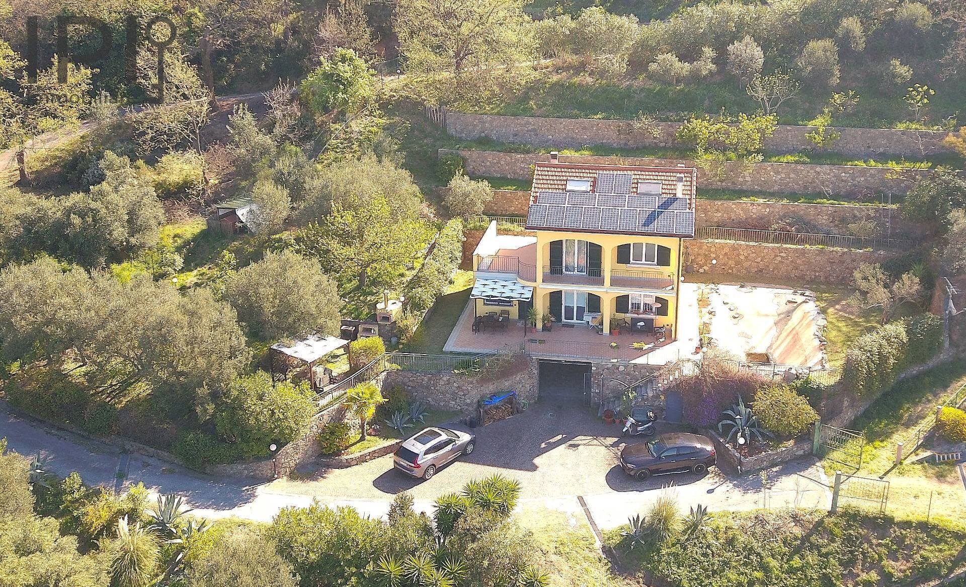 Foto 2 - Villa via San Lorenzo al Colle
10, Savona - photo 2