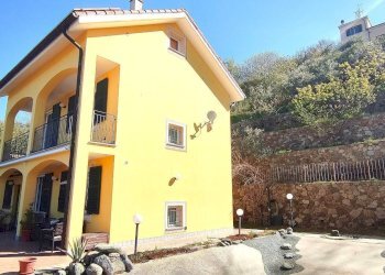 Foto 4 - Villa via San Lorenzo al Colle
 
10, Savona - photo 4