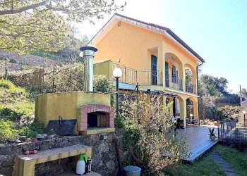Foto 6 - Villa via San Lorenzo al Colle
 
10, Savona - photo 6