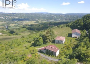 Foto 1 - Rustic Reg Bacina
 
5, Mombaldone - photo 1