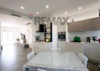 Cucina - Quadrilocale Viale Luigi De Laurentis
 
3, Bari - foto 7