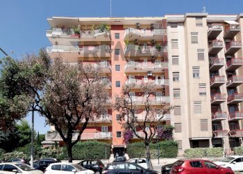 Edificio all\'aperto - Quadrilocale Viale Luigi De Laurentis
 
3, Bari - foto 25