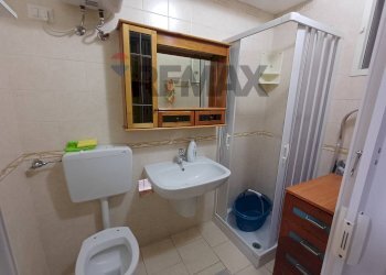 Bagno - Warehouse Via Giovanni da Verrazzano
9, Manfredonia - photo 7