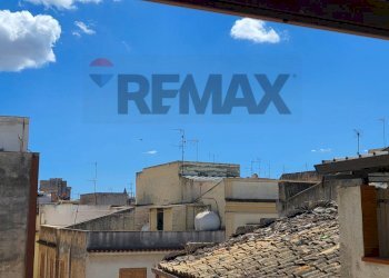 Edificio all\'aperto - Three-room apartment Via Quintino Sella
 
44, Castelvetrano - photo 7