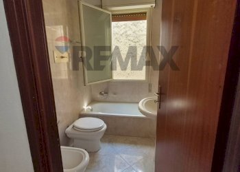 Bagno - Three-room apartment Via Quintino Sella
 
44, Castelvetrano - photo 9