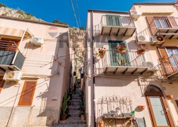 Edificio all\'aperto - Casa indipendente Vicolo della Rocca
 
2, Cefalù - foto 2