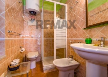 Bagno - Casa indipendente Vicolo della Rocca
 
2, Cefalù - foto 17