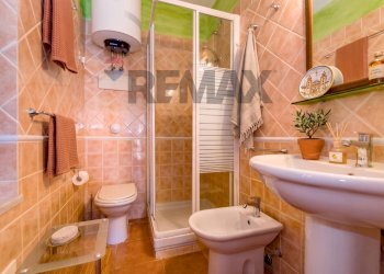 Bagno - Casa indipendente Vicolo della Rocca
 
2, Cefalù - foto 18