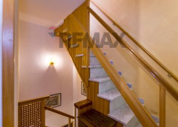 Scale - Casa indipendente Vicolo della Rocca
 
2, Cefalù - foto 30