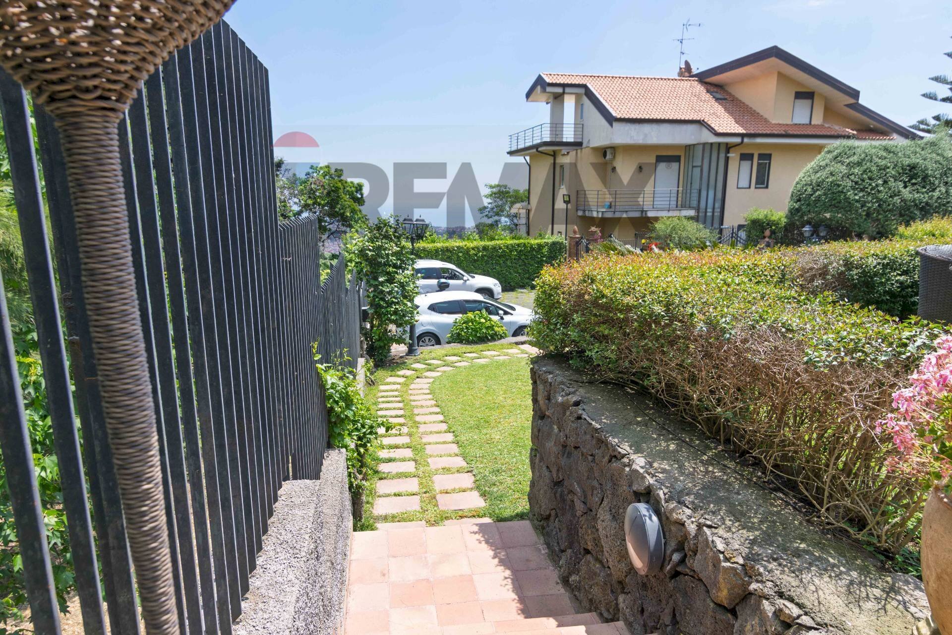 Giardino - Villa Via Villari Antonio
5, Trecastagni - foto 3