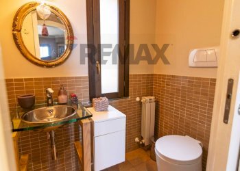 Bagno - Villa Via Villari Antonio
 
5, Trecastagni - foto 21