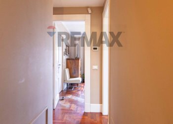 Hall / corridoio - Villa Via Villari Antonio
 
5, Trecastagni - foto 23