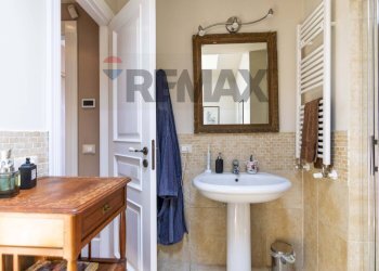 Bagno - Villa Via Villari Antonio
 
5, Trecastagni - foto 26