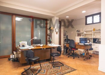 Ufficio - Villa Via Villari Antonio
 
5, Trecastagni - foto 51