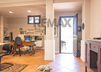 Ufficio - Villa Via Villari Antonio
 
5, Trecastagni - foto 52