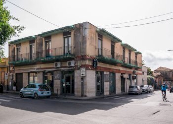 Edificio all\'aperto - Casa indipendente Via Etnea
 
192, Tremestieri Etneo - foto 1