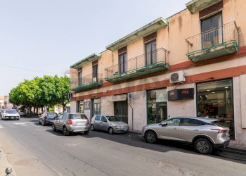 Edificio all\'aperto - Casa indipendente Via Etnea
 
192, Tremestieri Etneo - foto 3